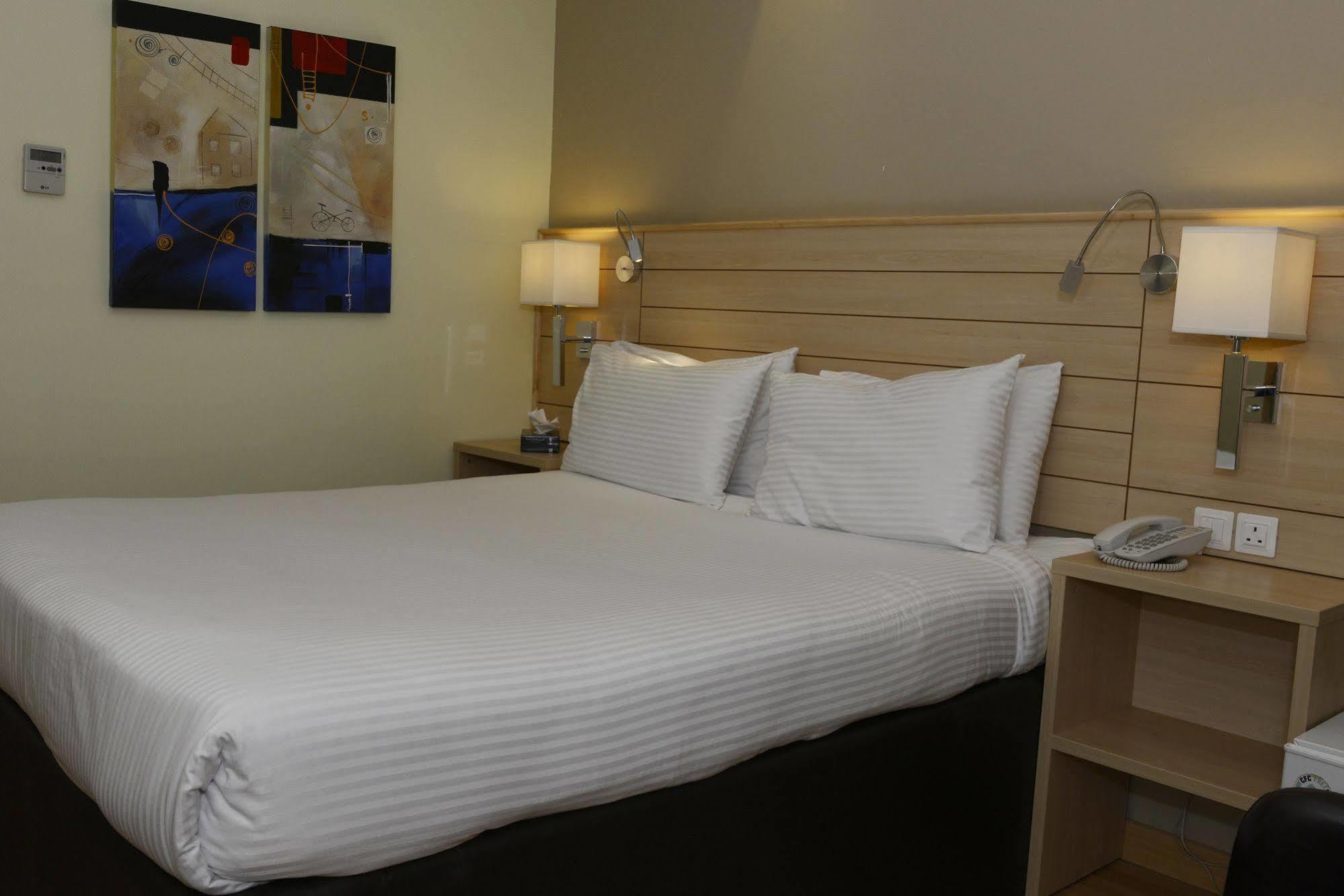 Crystal Hotel Amman Buitenkant foto